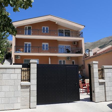 Mango Apartments Trebinje Exterior foto